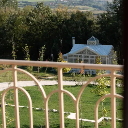 Hyde Hill Kosmaj 4*