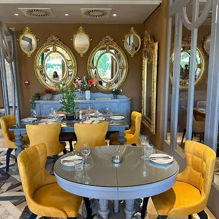 Hotel Hyde Hill Kosmaj 4*